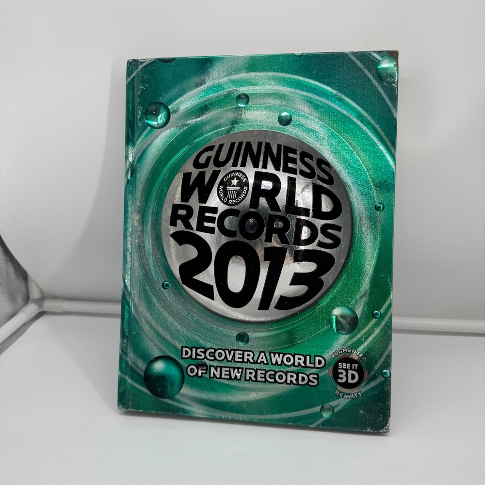Guinness World Records 2013 Hardcover Green Metallic 3D Edition Trivia Book